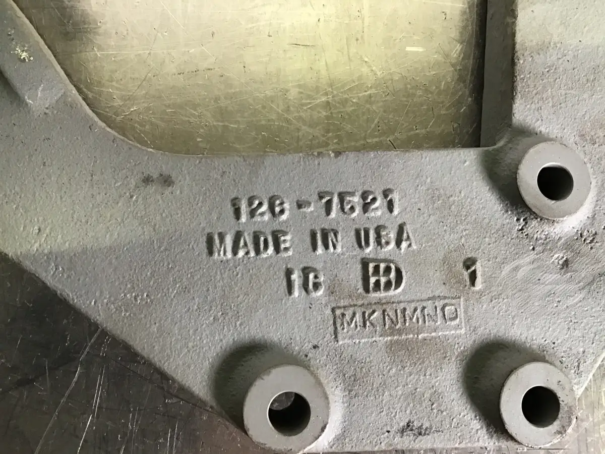 CATERPILLAR ALTERNATOR BRACKET 1267521 USED - Picture 2