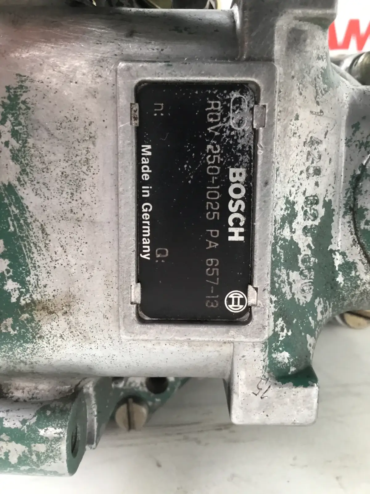 BOSCH KRAFTSTOFFPUMPE 0401846529 GEBRAUCHT – Bild 2