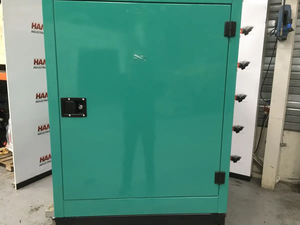 CUMMINS 4BTAA3.3-G11 GENERATOR 50KVA NEU – Bild 3