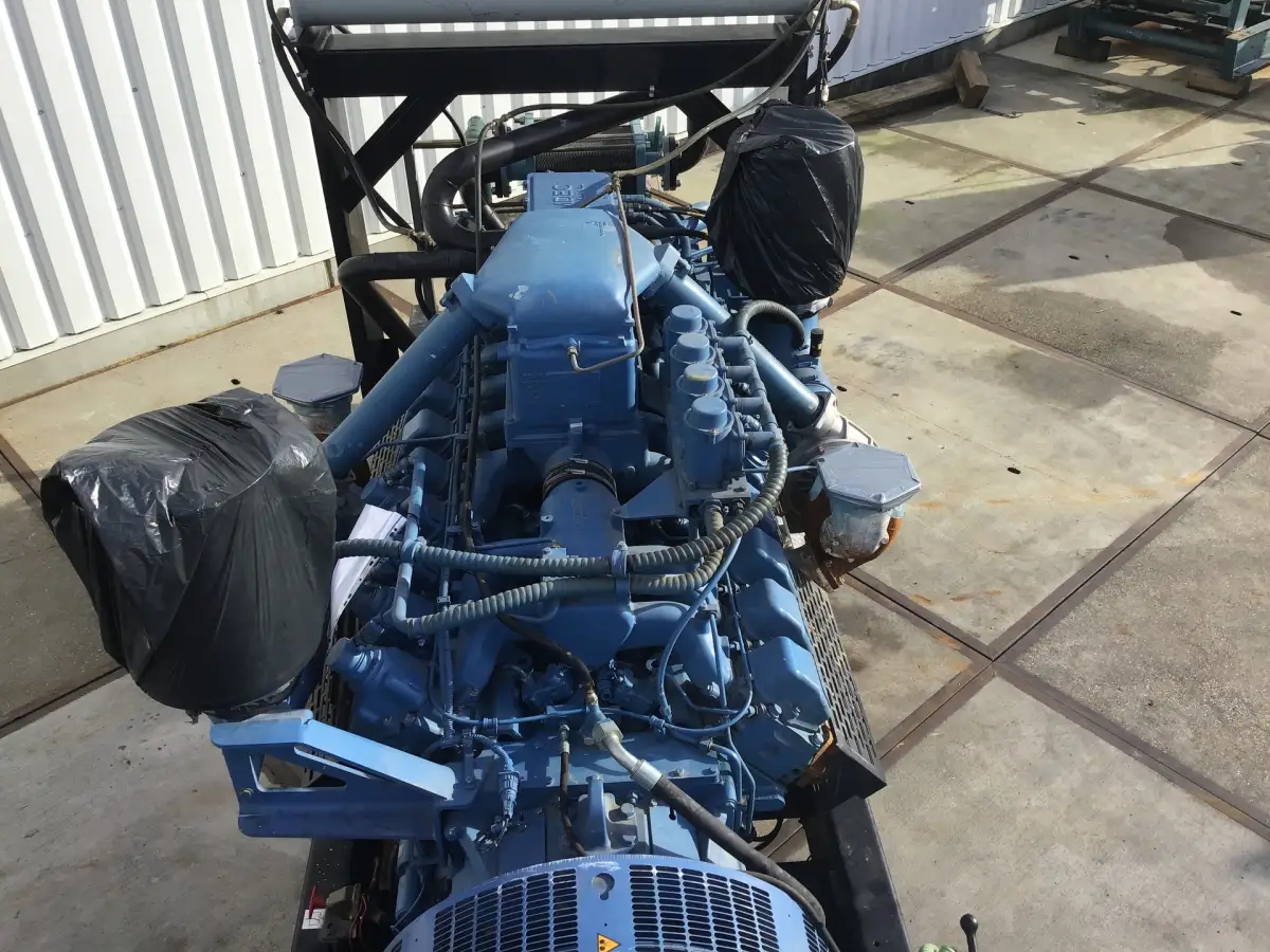 MTU 18V2000 GENERATOR 1025 KVA USED - Picture 2