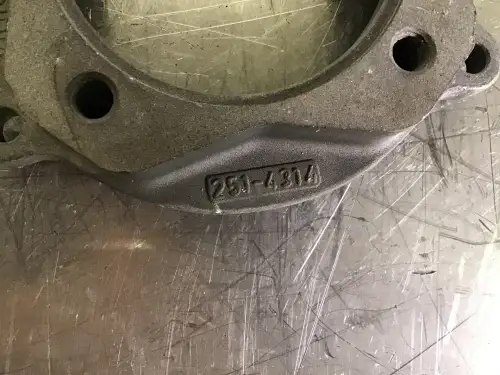 АДАПТЕР CATERPILLAR 2514314 БЫВШИЙ В УПОТРЕБЛЕНИИ - Миниатюра 2