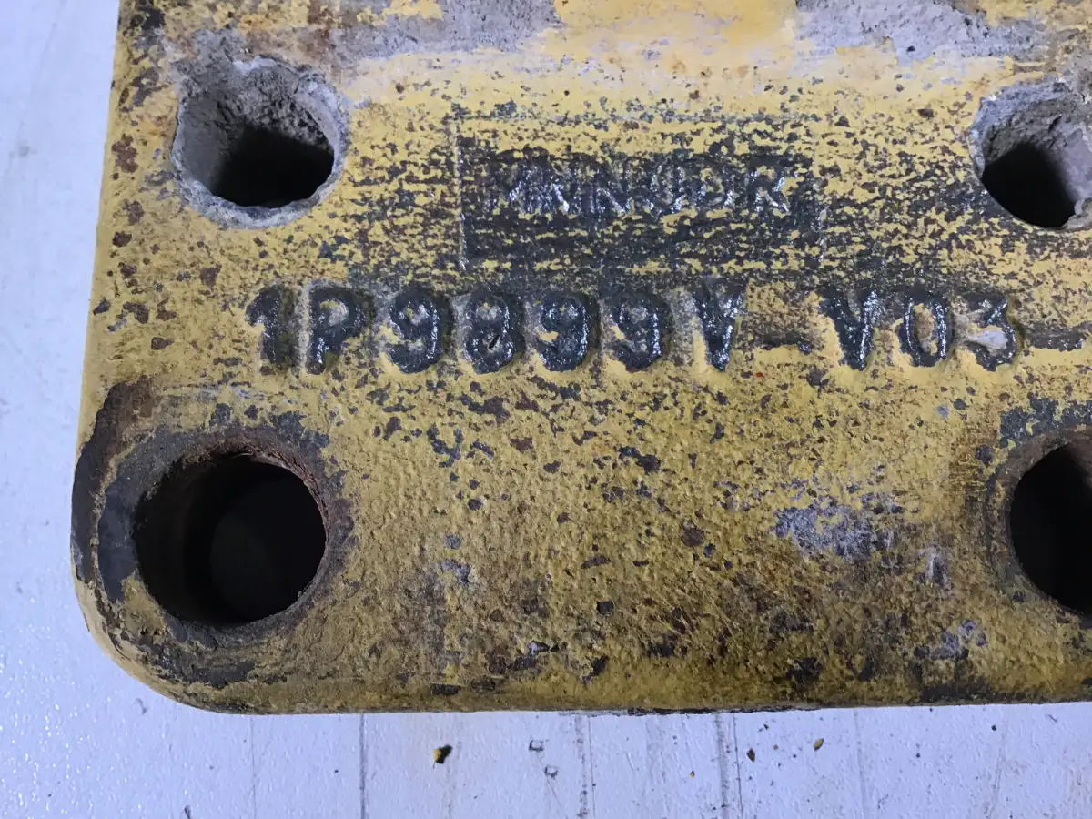 CATERPILLAR VENTILATOR HUB 1P9899 USED - Picture 2