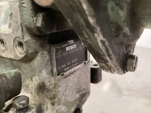 BOSCH FUEL PUMP 0402648825 USED - Thumb image 3