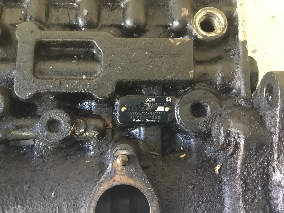 BOMBAS DE COMBUSTIBLE BOSCH 0402735813 USADA - Imagen 4