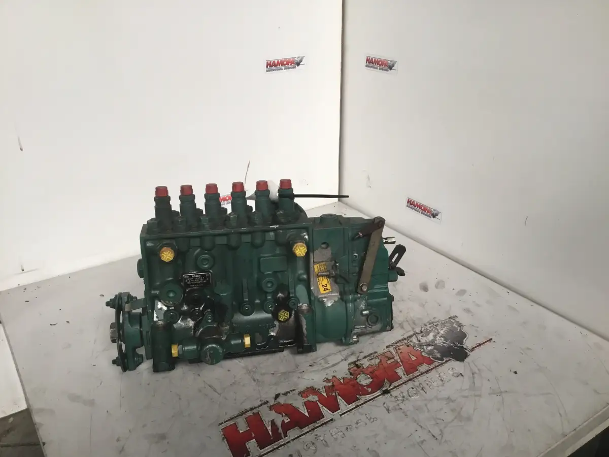 BOSCH FUEL PUMP 0401876790 USED