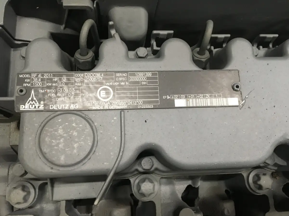 DEUTZ BF4L2011 GENERATOR 40KVA NEW - Picture 6