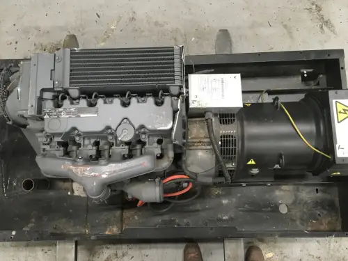 DEUTZ BF4L2011 GENERATOR 40KVA NEW - Thumb image 5