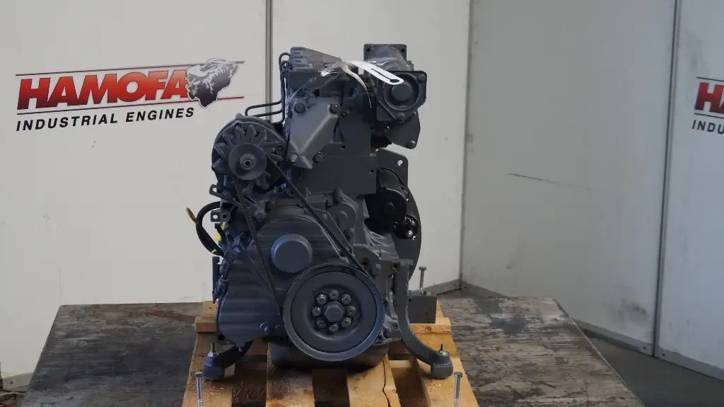 DEUTZ D2011L03 GEBRUIKT - Afbeelding 2