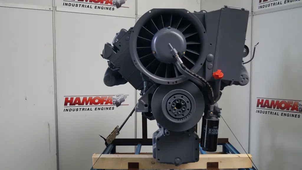 REKONSTRUIERTER DEUTZ F12L513L MOTOR – Bild 5