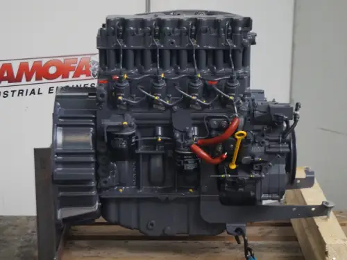 DEUTZ BF4M2011 ВОССТАНОВЛЕННЫЙ - Миниатюра 1