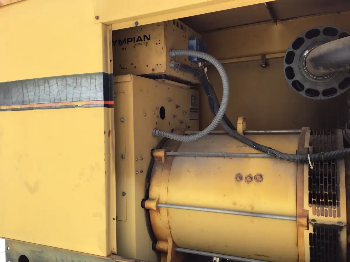 OLYMPIAN GENERAC 156 KVA USED - Picture 5