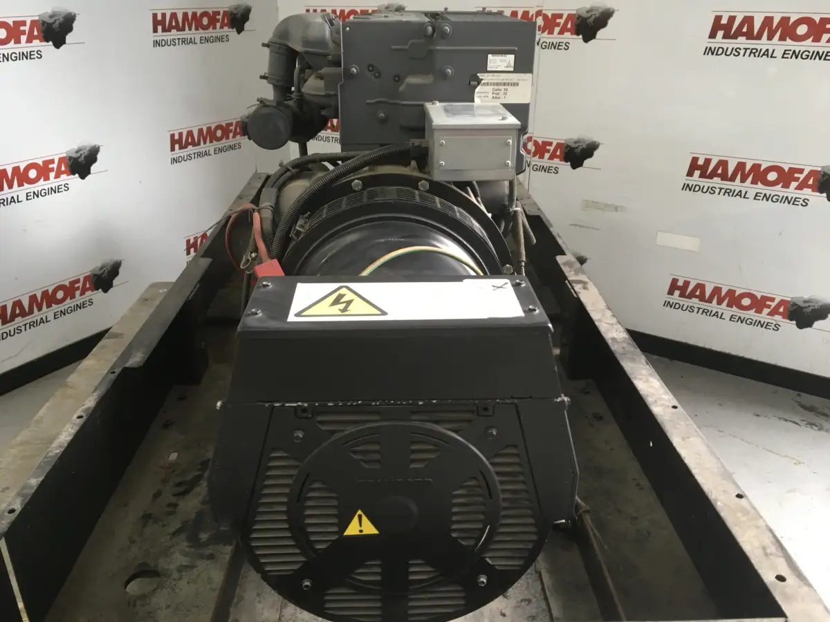 DEUTZ BF4L2011 GENERATOR 40KVA NEW - Picture 3