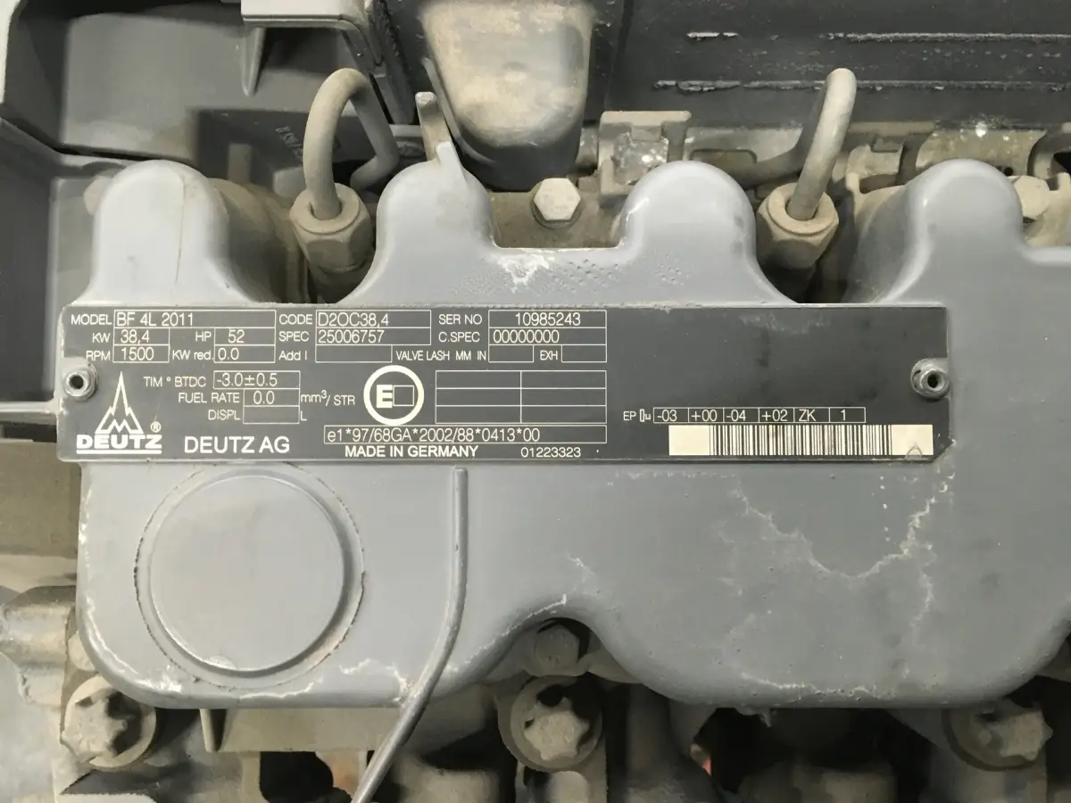 DEUTZ BF4L2011 GENERATOR 40KVA NEW - Picture 8