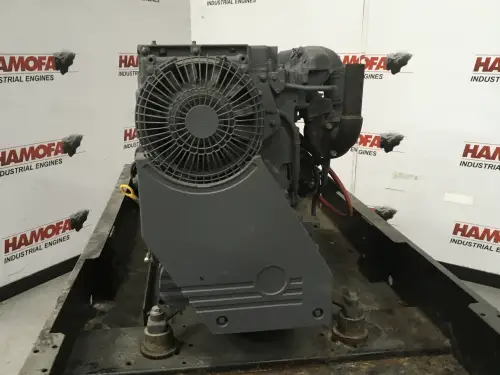 DEUTZ BF4L2011 GENERATOR 40KVA NEU – Vorschaubild 4