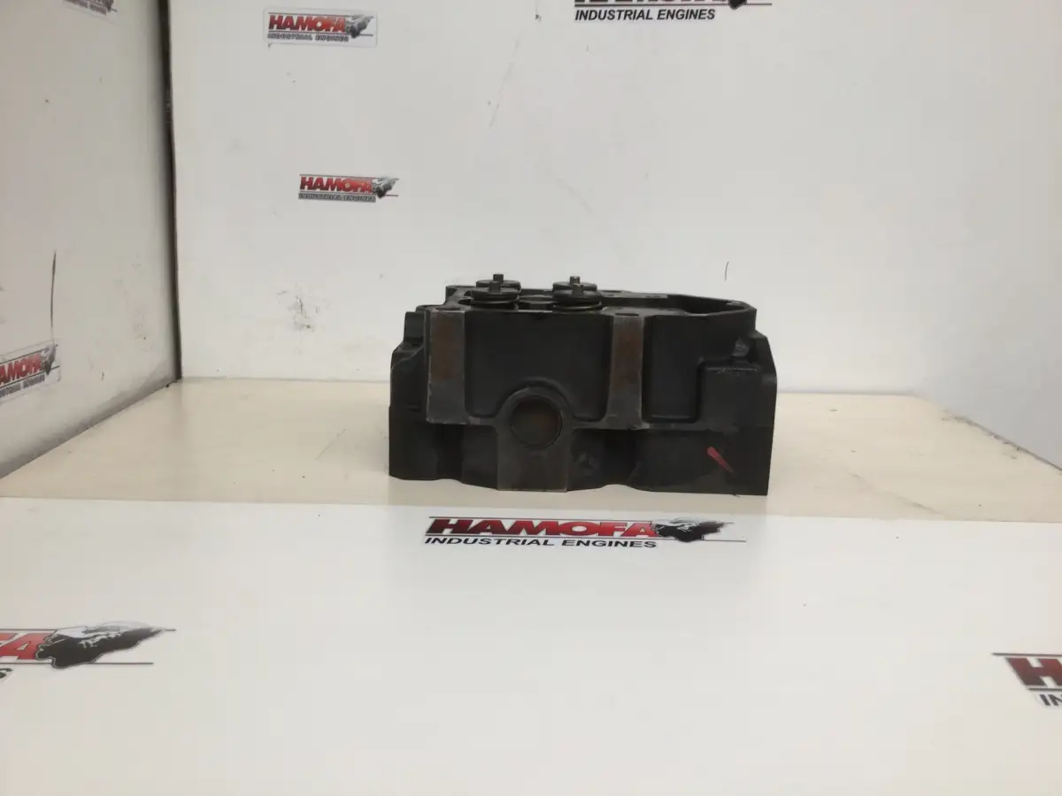 DEUTZ ZYLINDERKOPF 04268377 GEBRAUCHT – Bild 3