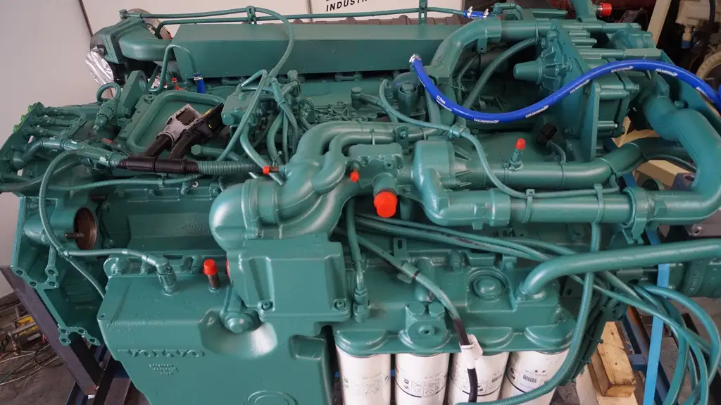 VOLVO DH12E380 RECONDITIONED - Picture 6