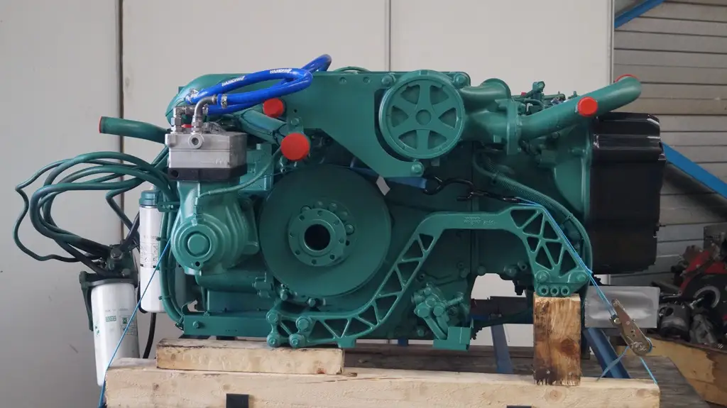 VOLVO DH12E380 RECONDITIONED - Picture 5