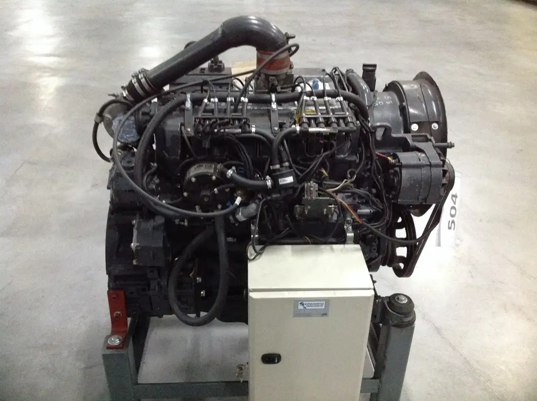 DEUTZ BF4M1013 USED