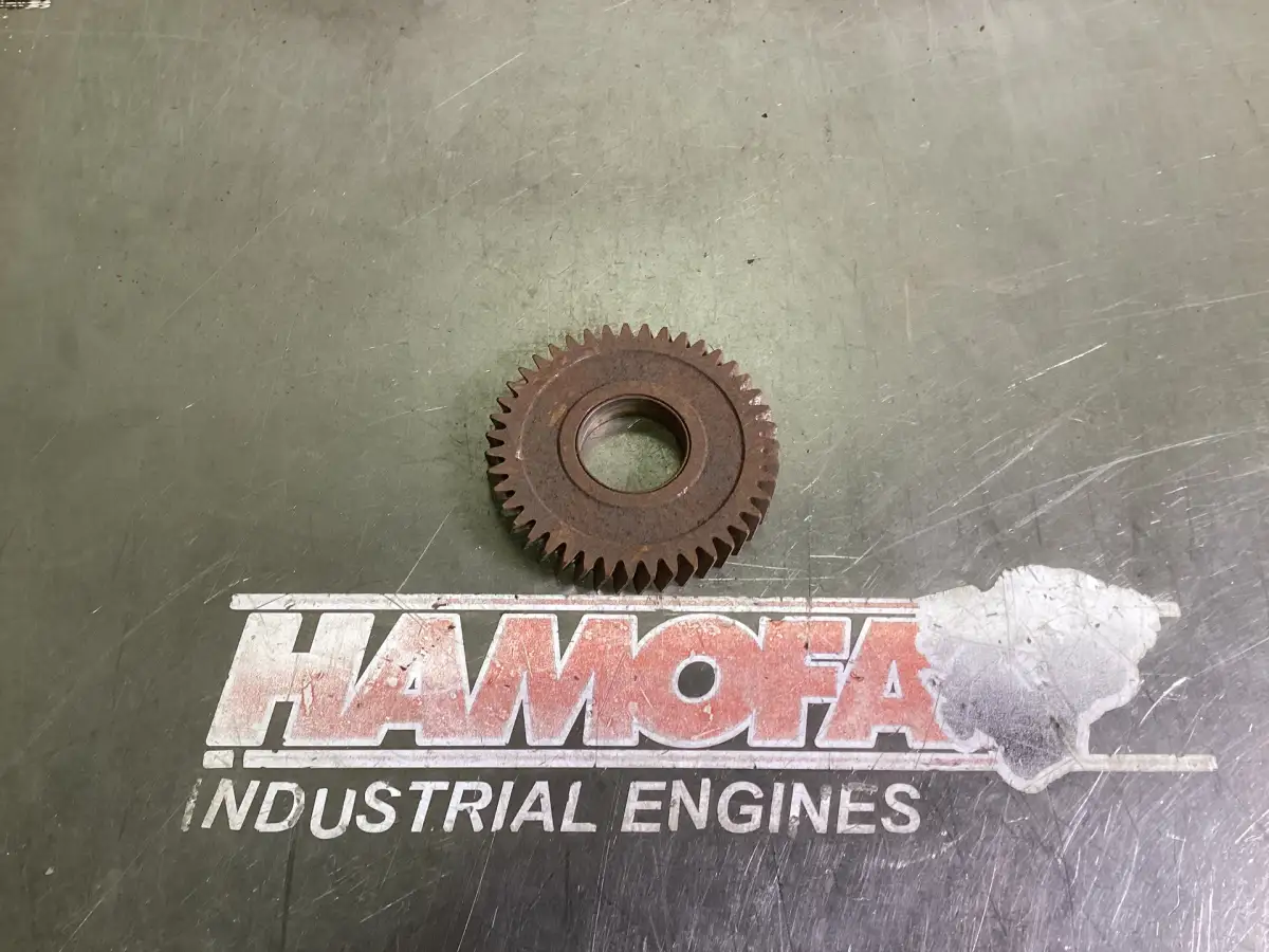 JOHN DEERE JD 6.8L GEAR R120636 USED