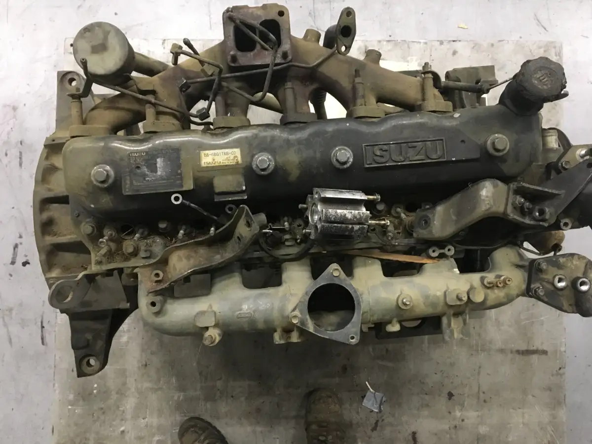 ISUZU 6BG1TRB-02 USADO - Imagen 5