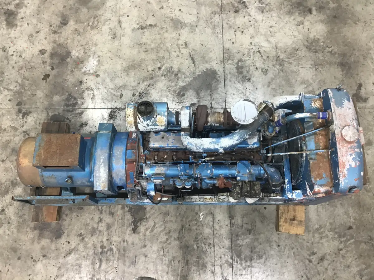 PUMA R325N7 GENERATOR 325 KVA USED - Picture 5
