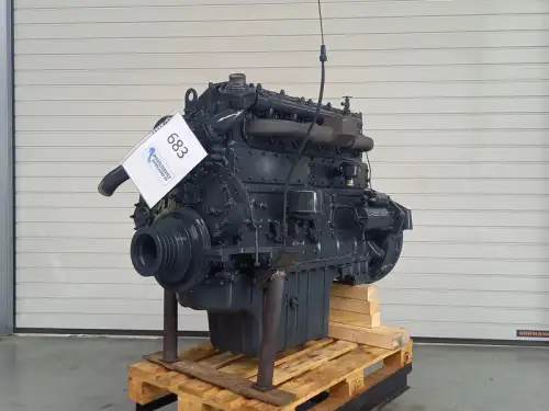 ISUZU 6RB1 PH-01 RECONSTITUIDO - Imagen miniatura 2