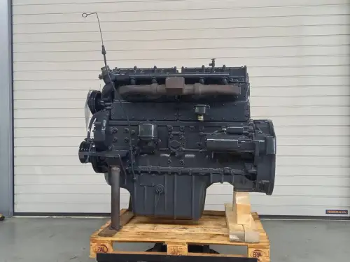 ISUZU 6RB1 PH-01 RECONSTITUIDO - Imagen miniatura 4