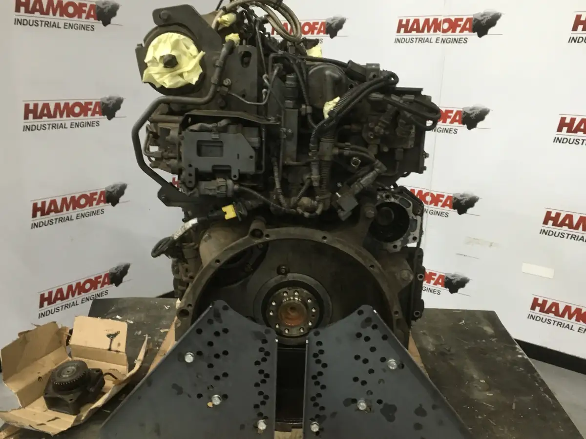 RECONDITIONED DEUTZ TCD6.1 L06 ENGINE - Picture 3
