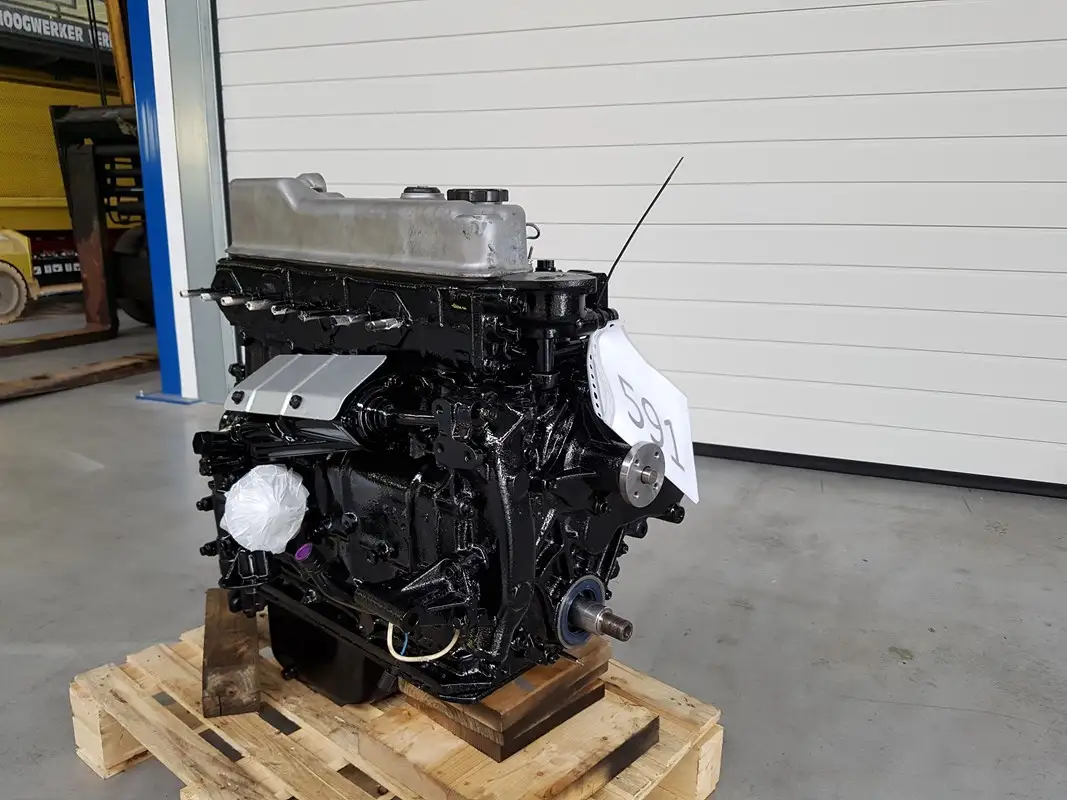 MITSUBISHI 4D31 LONGBLOCK RECONDITIONED - Picture 3