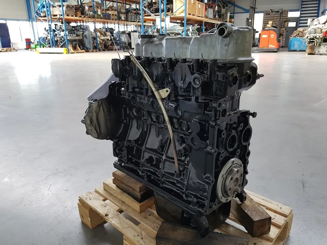 MITSUBISHI 4D31 LONGBLOCK RECONDITIONED - Picture 4