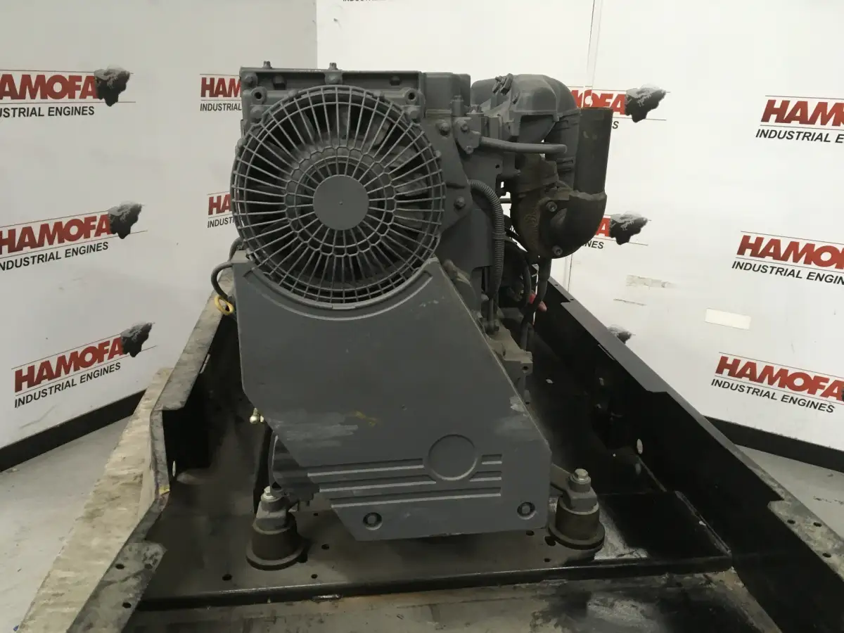 DEUTZ BF4L2011 GENERATOR 40KVA NEW - Picture 4
