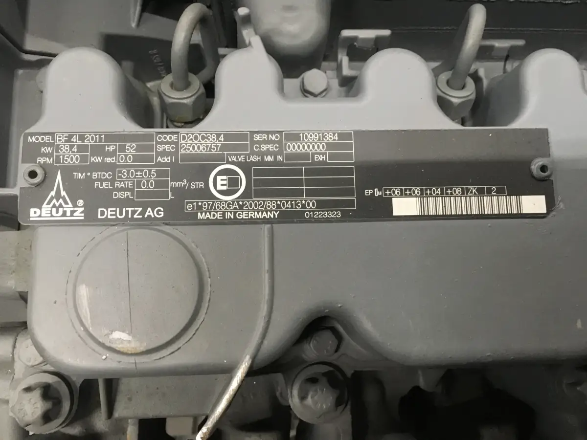 DEUTZ BF4L2011 GENERATOR 40KVA NEW - Picture 6