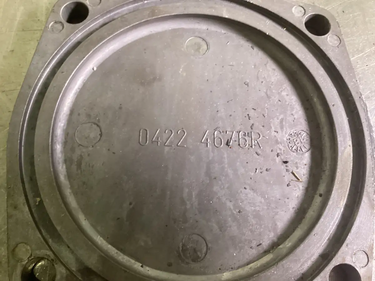DEUTZ 0422 4676 USADO - Imagen 2