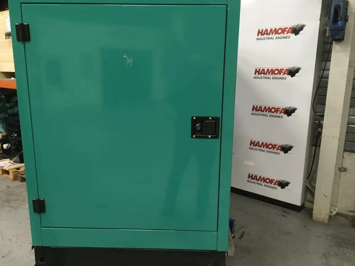 CUMMINS 4BTAA3.3-G11 GENERADOR 50KVA NUEVO - Imagen 3