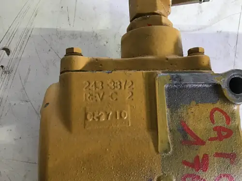 CATERPILLAR BUFFER TANK COMPRESSOR 2433872 USED - Thumb image 2
