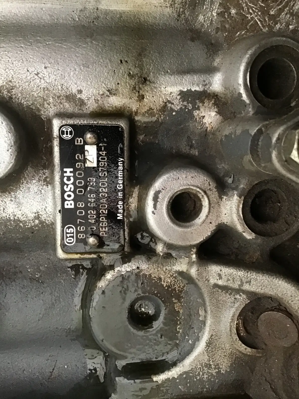 BOSCH KRAFTSTOFFPUMPE 0402646739 GEBRAUCHT – Bild 5